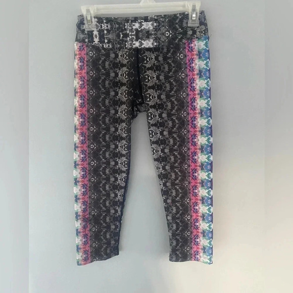 Prana Pants - Prana Multicolor Roxanne Capri Leggings: Watercolor Tie-dye Size Small